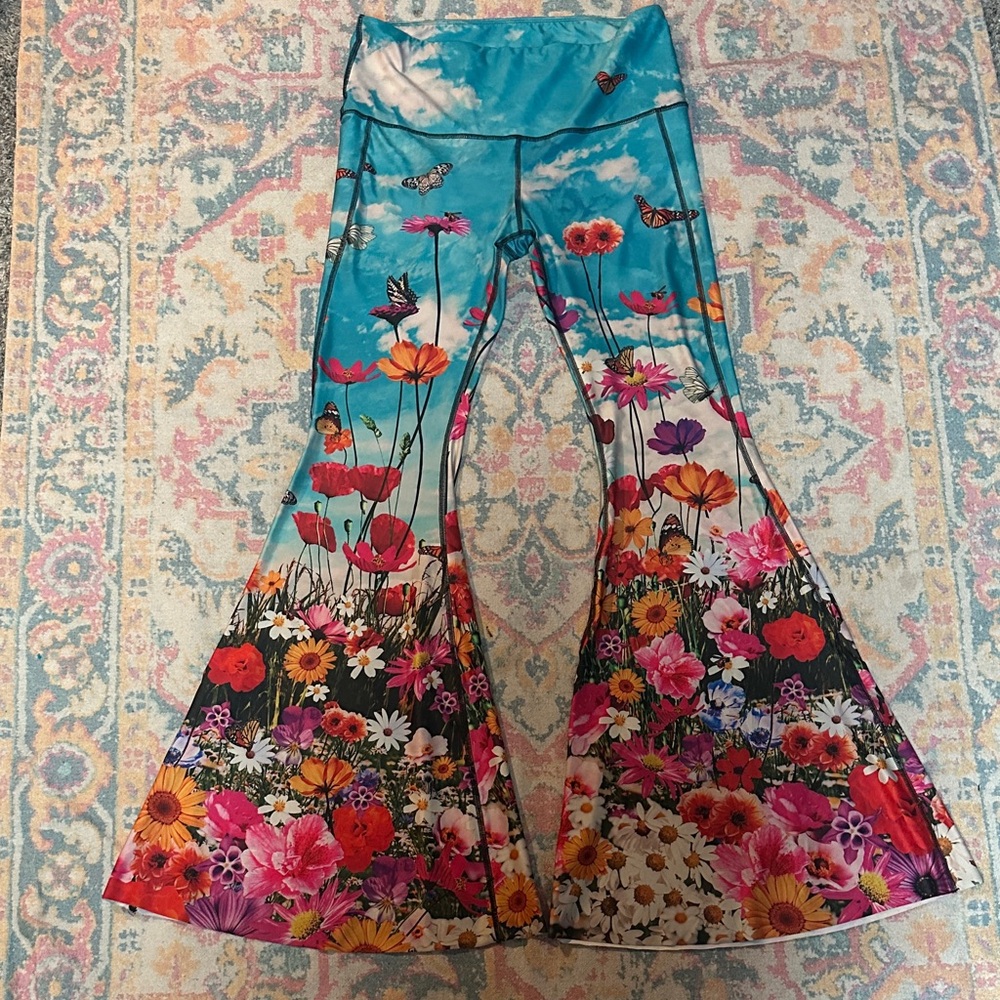 Floral bell bottom leggings